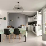 Gilles - 4 Personnes - 600m Des Quais サン・ジル・クロワ・ド・ヴィ