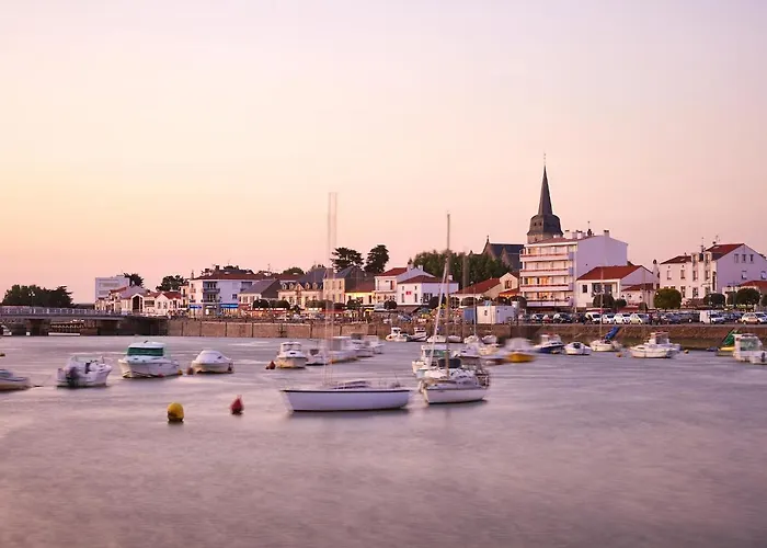 Gilles - 4 Personnes - 600m Des Quais