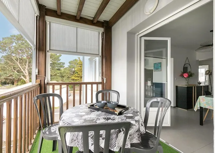 Gilles - 4 Personnes - 600m Des Quais Saint Gilles Croix de vie